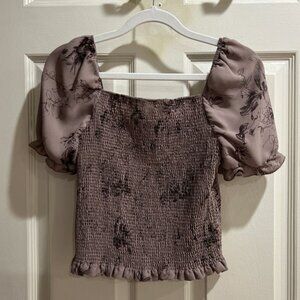 Women’s ruched smocked floral tee